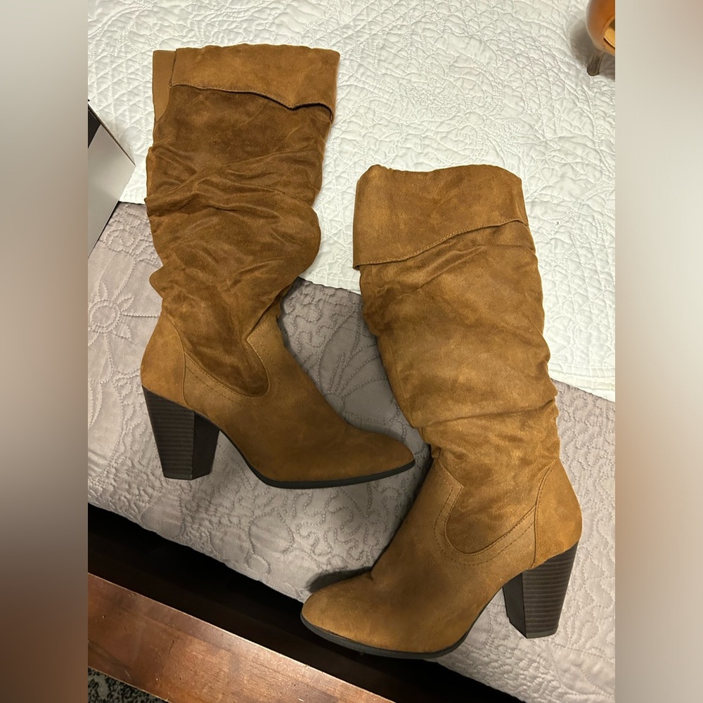 Brown/camel slouch boot faux suede boots